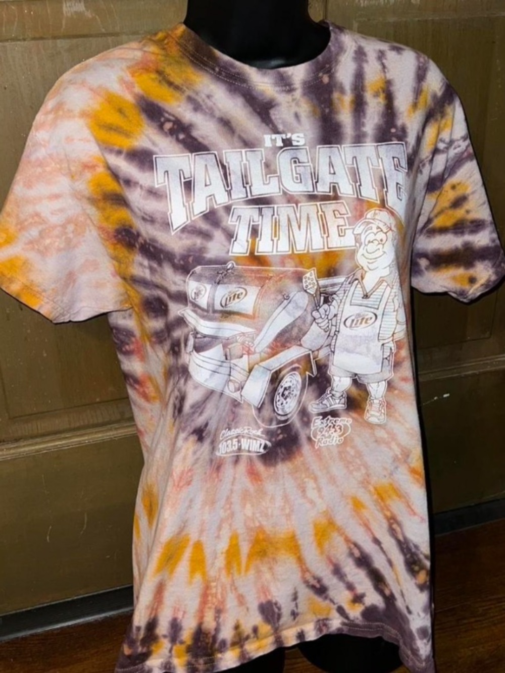Tennessee Tailgate Orange Purple Retro Tie Dye Graphic Short Sleeve Shirt Size M - Picture 2 of 5